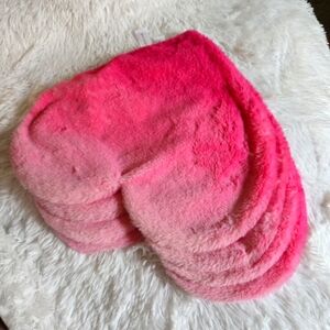 Set of 4 Tabitha Webb Faux Fur Heart-Shaped Placemats